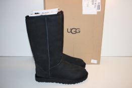 BOXED ORIGINAL UGG BOOT TALL UK SIZE 6 RRP £129.00Condition ReportAppraisal Available on Request-