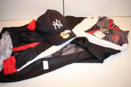 2X ASSORTED ITEMS TO INCLUDE SKYSPER TOP & BASEBALL CAPCondition ReportAppraisal Available on