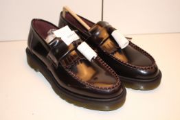 UNBOXED DR MARTINS UK SIZE 7 RRP £74.99Condition ReportAppraisal Available on Request- All Items are