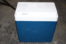 UNBOXED AMAZON BASICS THERMO ELECTRIC COOL BOX RRP £40.00Condition ReportAppraisal Available on