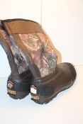 UNBOXED CAMO WELLINGTON BOOTS UK SIZE 12Condition ReportAppraisal Available on Request- All Items