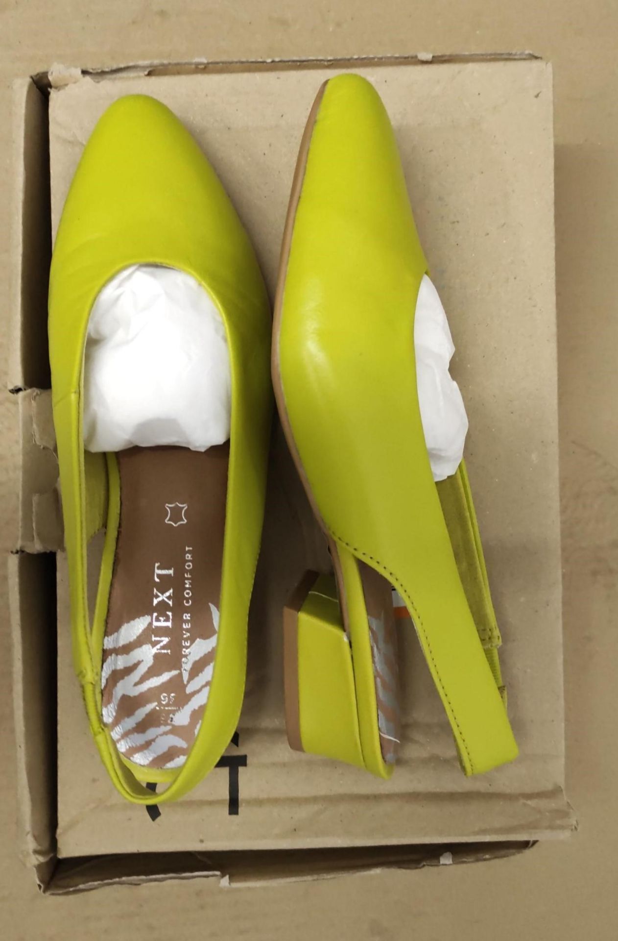 1 X BOXED LIME GREEN SLING BACK KITTEN HEEL SHOES SIZE 3.5 £38Condition ReportALL ITEMS ARE BRAND