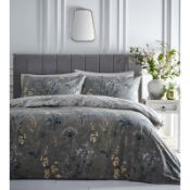 RAINIERO DUVET COVER SET IN DOUBLE RRP £15.99Condition ReportAppraisal Available on Request- All