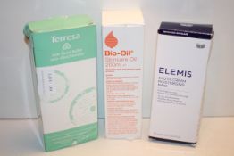 3X BOXED ASSORTED ITEMS BY BIO-OIL, ELEMIS & TERRESA (IMAGE DEPICTS STOCK)Condition