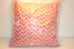 BAGGED SC-RED BIRDS CUSHION RRP £5.99Condition ReportAppraisal Available on Request- All Items are