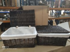 WICKER BOX IN OAKCondition ReportAppraisal Available on Request- All Items are Unchecked/Untested