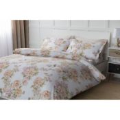AUBREY 200 TC DUVET SET SIZE DOUBLE RRP £47.99Condition ReportAppraisal Available on Request- All