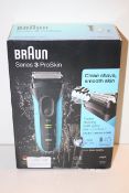 BOXED BRAUN SERIES 3 PROSKIN WET & DRY SHAVER MODEL: 3040S RRP £54.99Condition ReportAppraisal