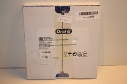 8X BOXED ORAL B PRECISION HEAD REPLACEMENTS FOR TOOTHBRUSH Condition ReportAppraisal Available on