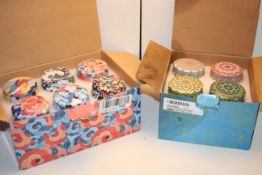 20X ASSORTED SCENTED CANDLES IN DECORATIVE TINS (IN 2X BOXES)Condition ReportAppraisal Available
