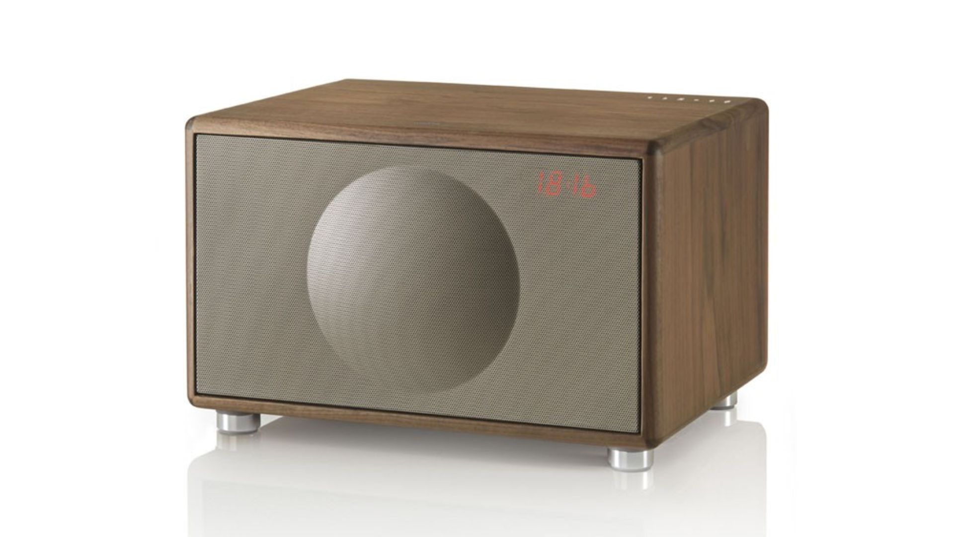 BOXED BRAND NEW GENEVA CLASSIC M A180 SPEAKER, FM & DAB, BLUETOOTH, WALNUT, RRP-£400.00Condition