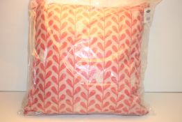 BAGGED SC-RED BIRDS CUSHION RRP £5.99Condition ReportAppraisal Available on Request- All Items are