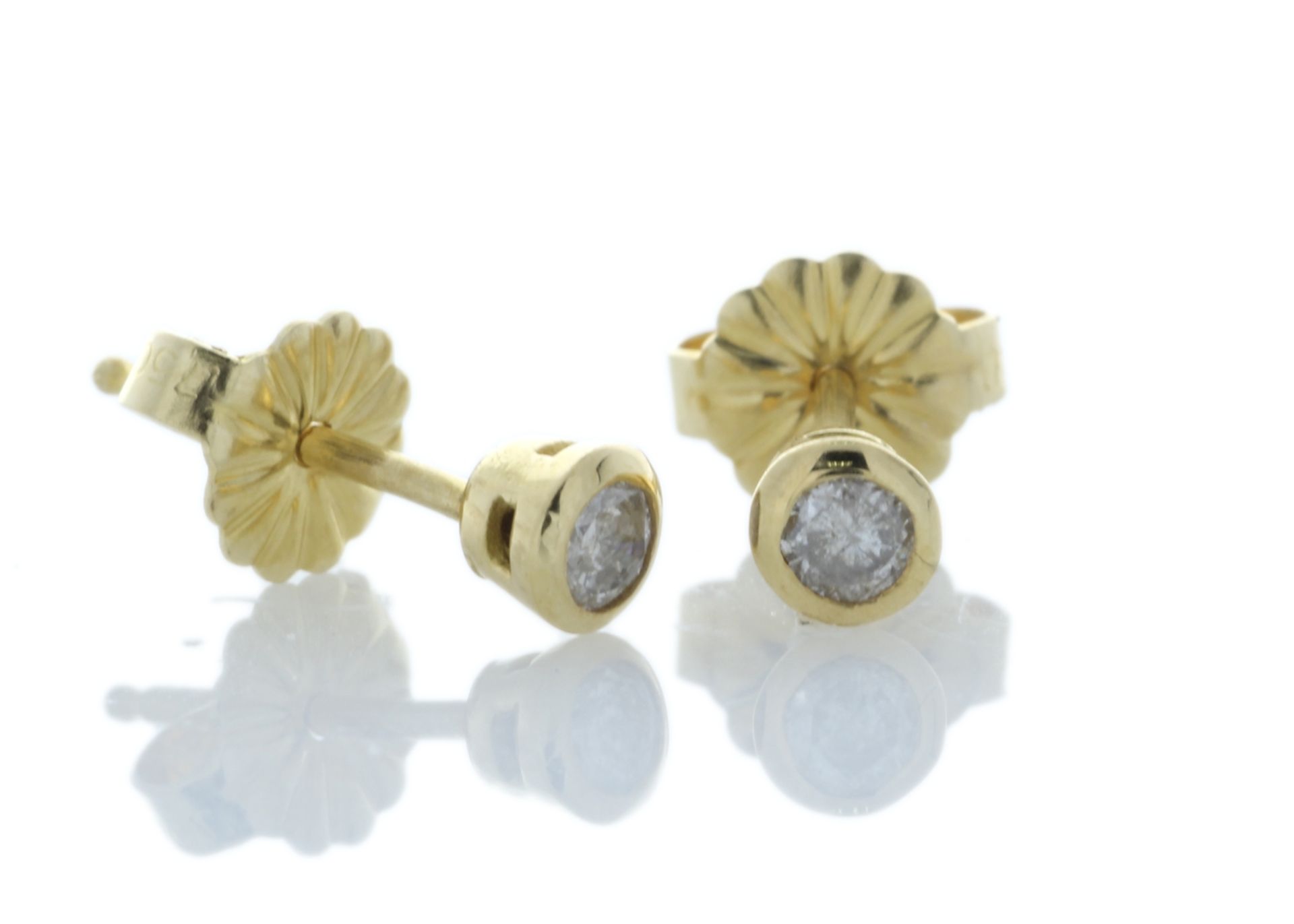 18ct Yellow Gold Single Stone Rub Over Set Diamond Earring 0.33 Carats - Valued by GIE £2,495.00 - - Image 2 of 3
