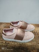 UNBOXED WOMENS SIZE 5 WIDE NUDE FIONA TRAINERS RRP £11.99Condition ReportAppraisal Available on