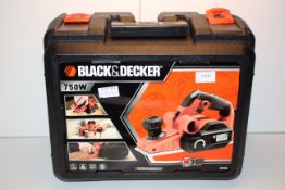 BOXED BLACK & DECKER 750W KW750K REBATING PLANER RRP £74.95Condition ReportAppraisal Available on