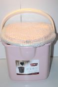 BOXED BRANQ 22L COMPACT TOILET RRP £40.00Condition ReportAppraisal Available on Request- All Items