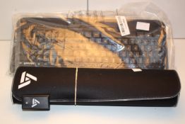 2X ASSORTED ITEMS TO INCLUDE KEYBOARD & MOUSE SET & OTHER Condition ReportAppraisal Available on