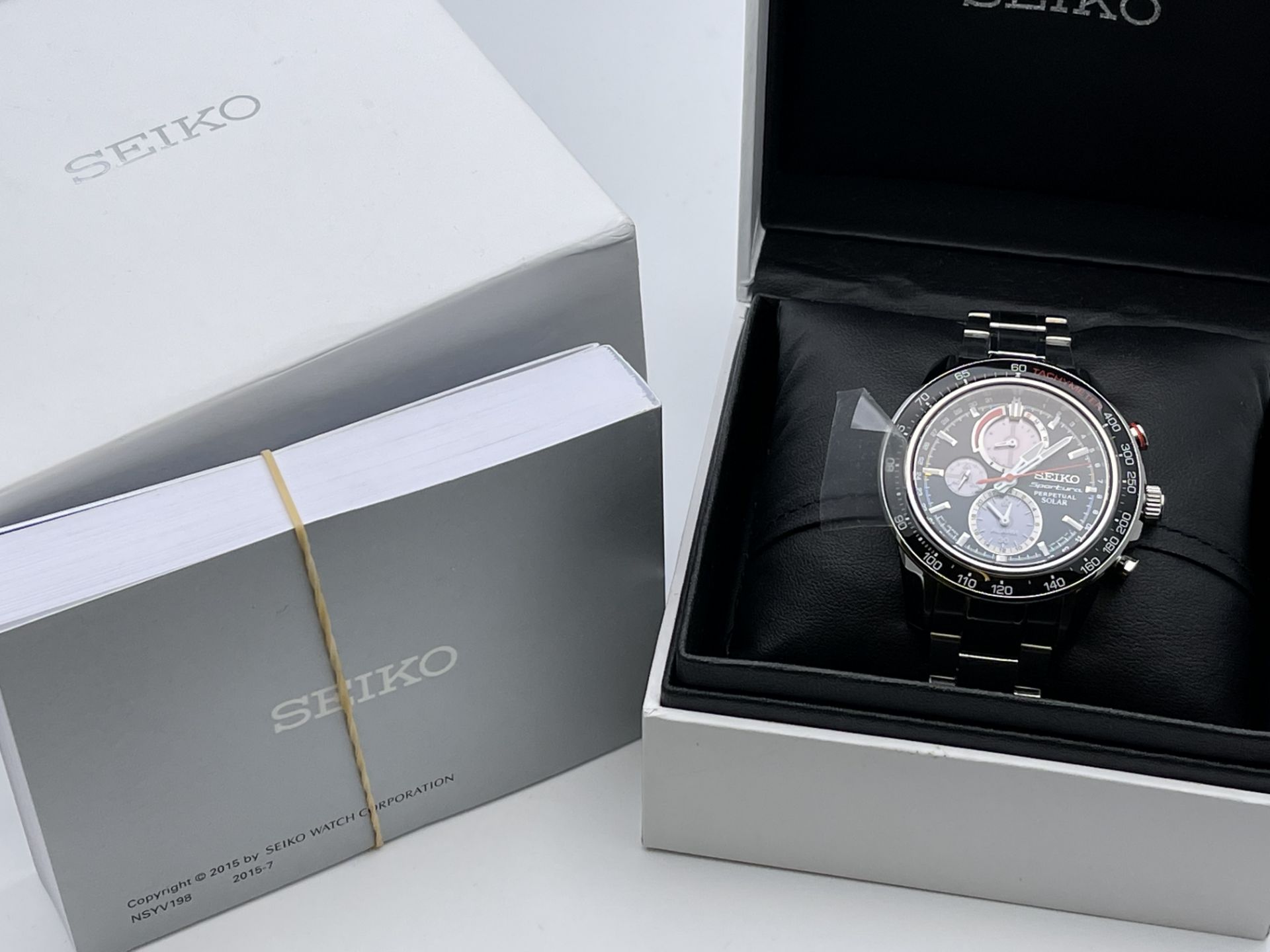 BOXED SEIKO SPORTURA PERPETUAL SOLAR GENTS WATCH, STAINLESS STEEL, RRP-£449.00, APPEARS NEW, - Image 3 of 3