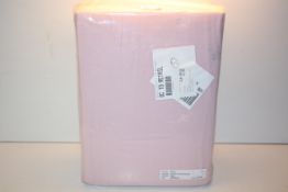 BAGGED PINK SOFT DUVET SET SUPERKING RRP £12.99Condition ReportAppraisal Available on Request- All