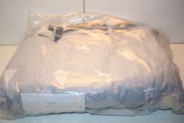 BAGGED SLEEPDOWN BRUSHED BEDDING DUVET SET KING SIZE RRP £29.99Condition ReportAppraisal Available