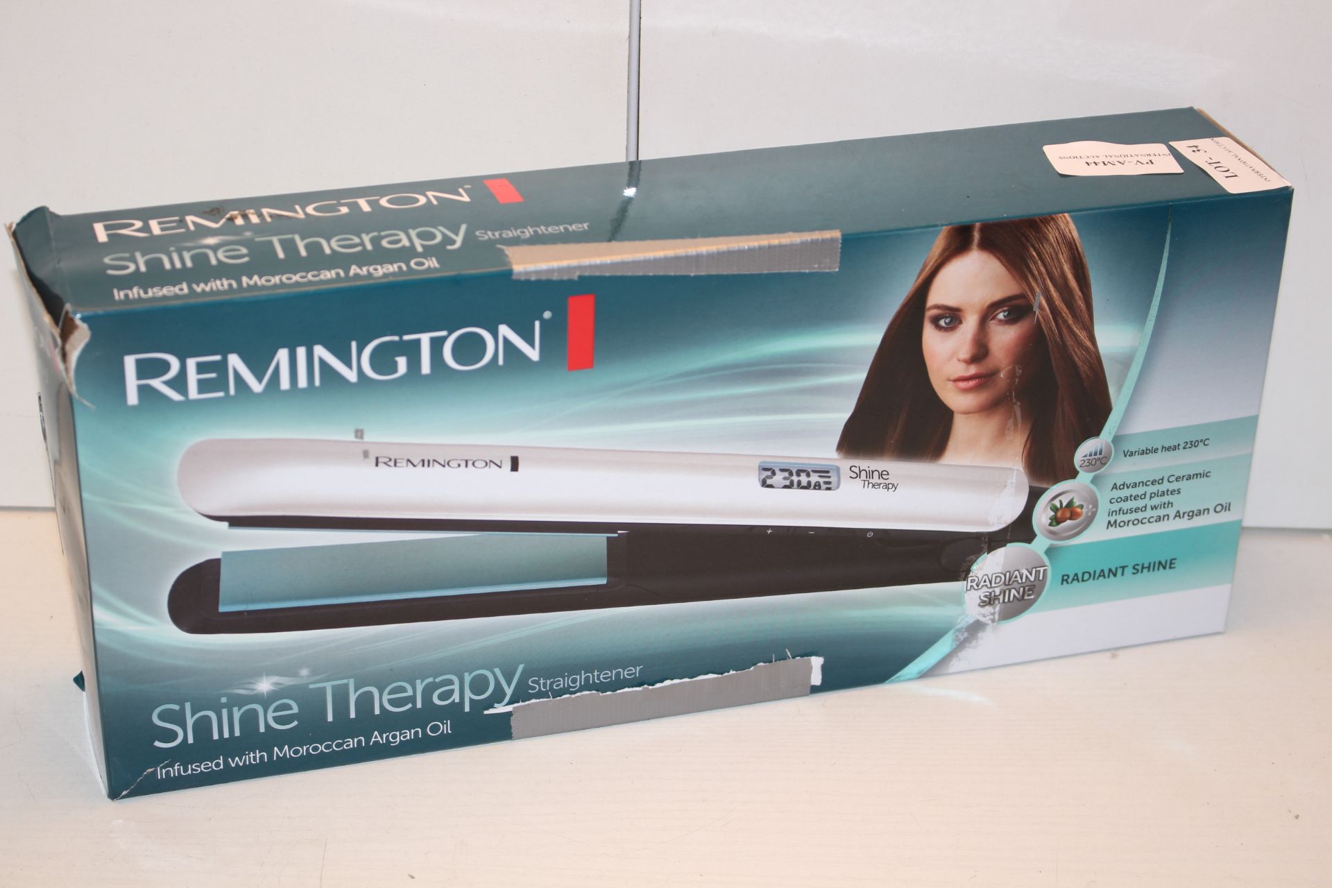 BOXED REMINGTON SHINE THERAPY STRAIGHTENER RRP £28.90Condition ReportAppraisal Available on Request-