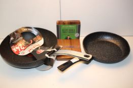 3X ASSORTED ITEMS TO INCLUDE JAMIE OLIVER COOKBOOK AND TABLET HOLDER, TEFAL FRYING PANS (IMAGE