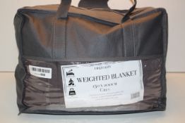 BAGGED HIGHAMS 8KG WEIGHTED BLANKET 150 X 200CM RRP £36.99Condition ReportAppraisal Available on