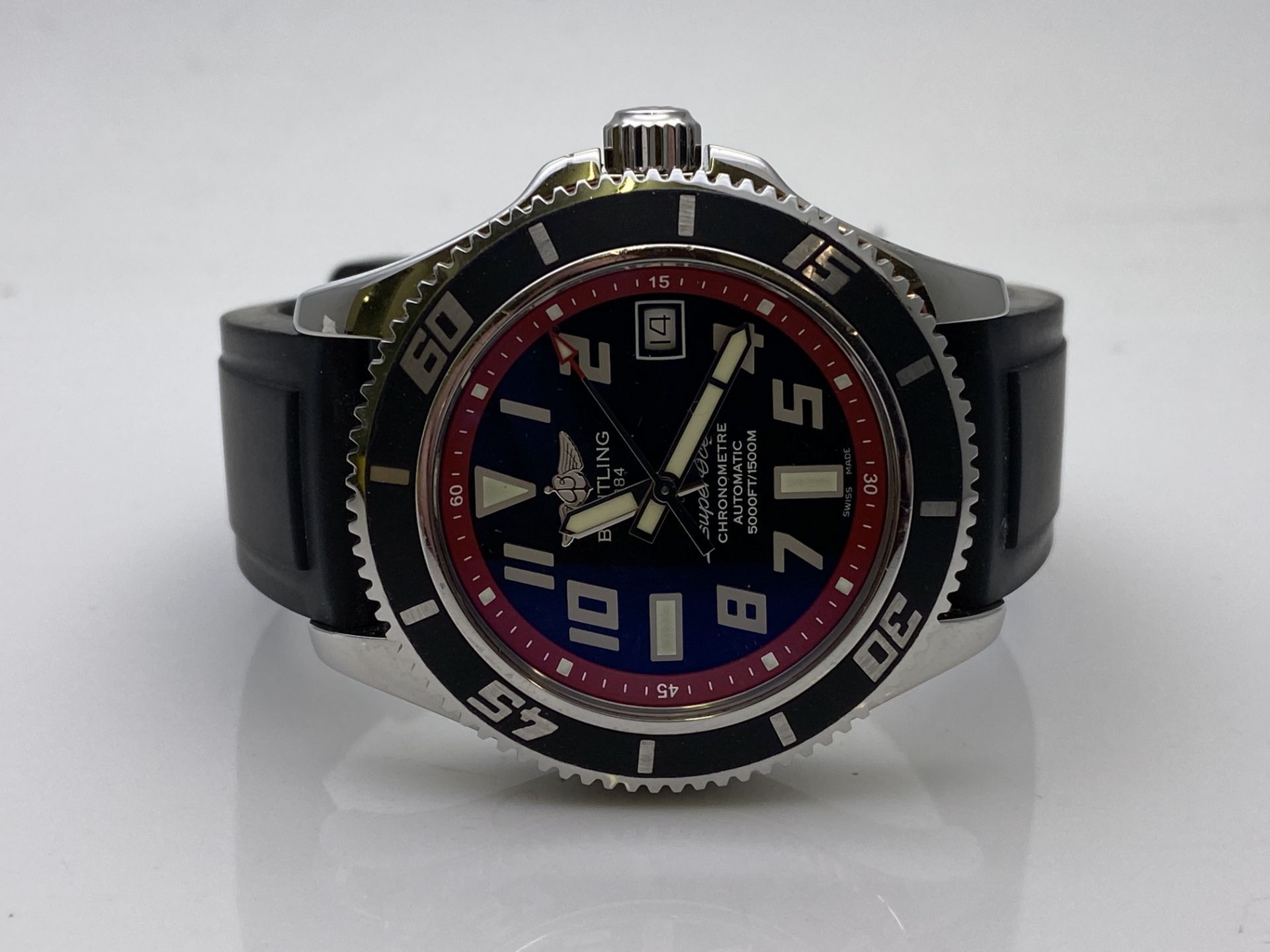GENTS BREITLING SUPEROCEAN MODEL- A17364, BLACK RUBBER STRAP WITH STAINLESS STEEL CASE AND BLACK