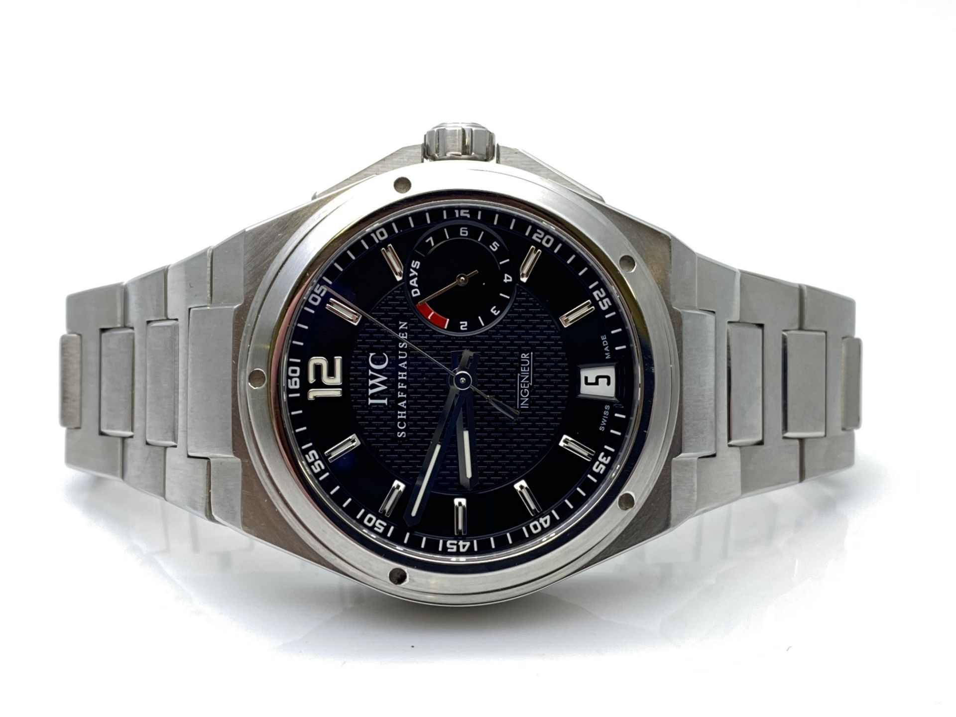 GENTS IWC STAINLESS STEEL FULLY AUTOMATIC WATCH, MODEL- IW500501, INCLUDES MANUAL AND CARD, NO