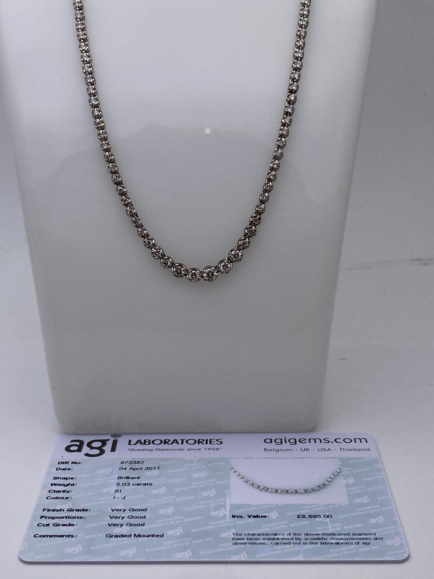 ***£8895.00*** 18CT WHITE GOLD DIAMOND DIAMOND NECKLACE, SET WITH 3.03CT OF BRILLIANT CUT DIAMOND - Image 3 of 3