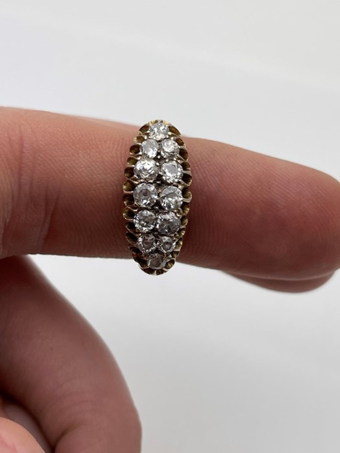 ***£4500.00*** ANTIQUE LADIES TWO ROW DIAMOND RING, SET WITH TWELVE OLD CUT DIAMONDS, COLOUR- H/I, - Image 3 of 4