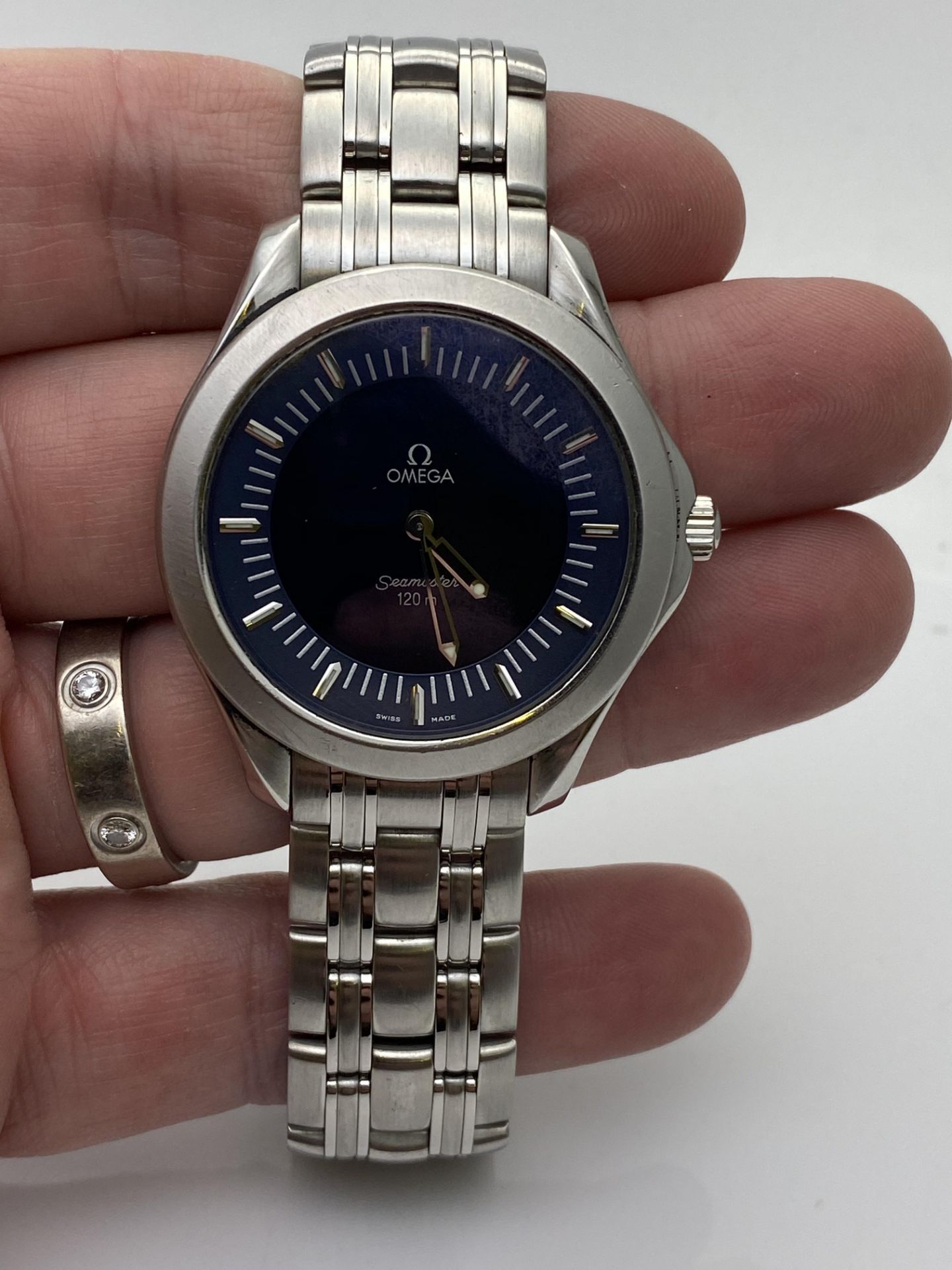 GENTS STAINLESS STEEL WITH 18CT YELLOW GOLD ON THE CLASP, OMEGA SEAMASTER, BLUE DIUAL, MODEL- - Image 2 of 5