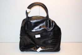 LADIES SIMPLY BE HANDBAG WITH TAGS Condition ReportAppraisal Available on Request- All Items are