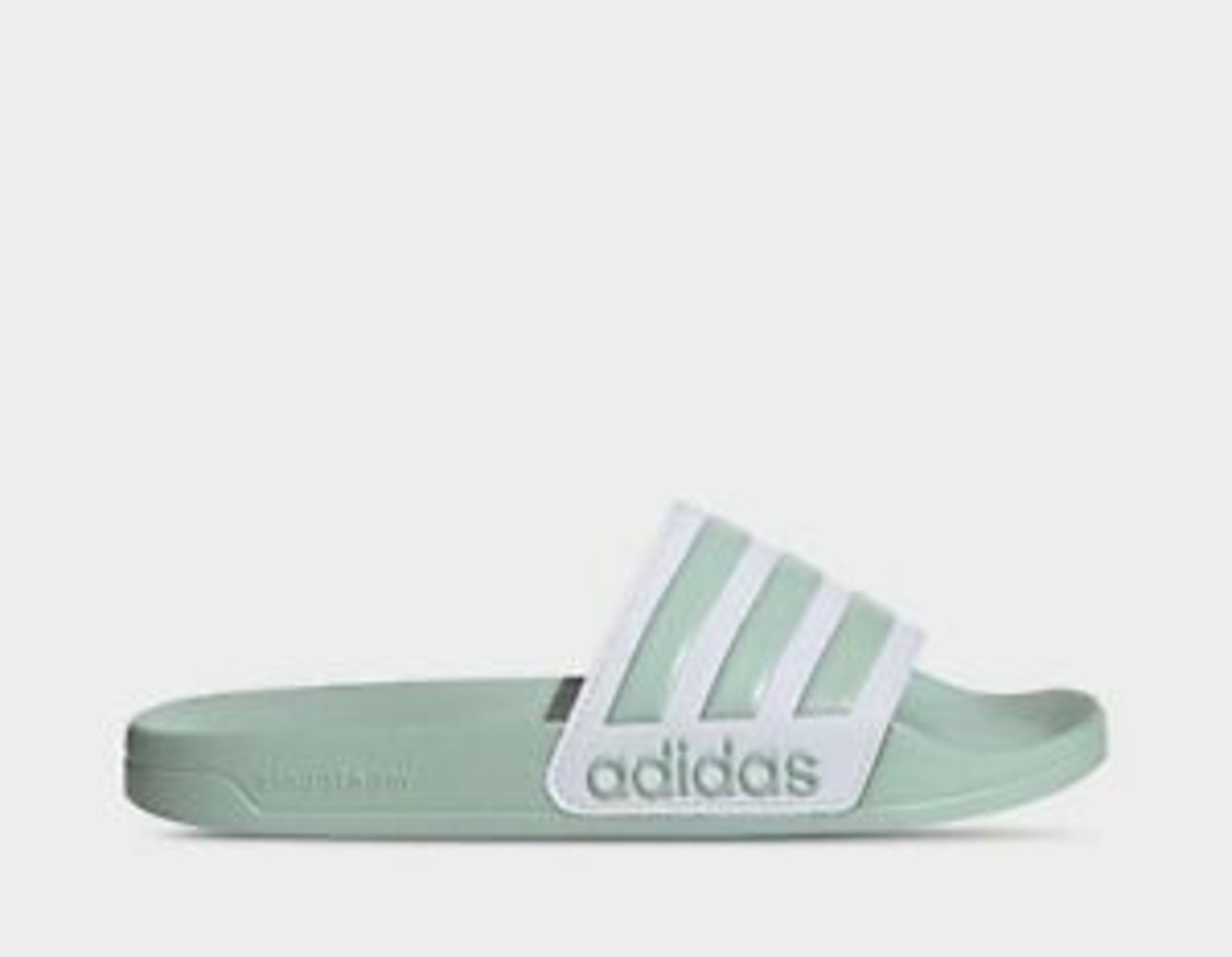 UNBOXED adidas Adilette Shower Sliders SIZE 6 RRP £20 MINT GREENCondition ReportAppraisal