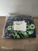 2 X MENS ADIDAS LOGO T-SHIRT BLACK/GREEN SIZE 4XL RRP £24Condition ReportAppraisal Available on