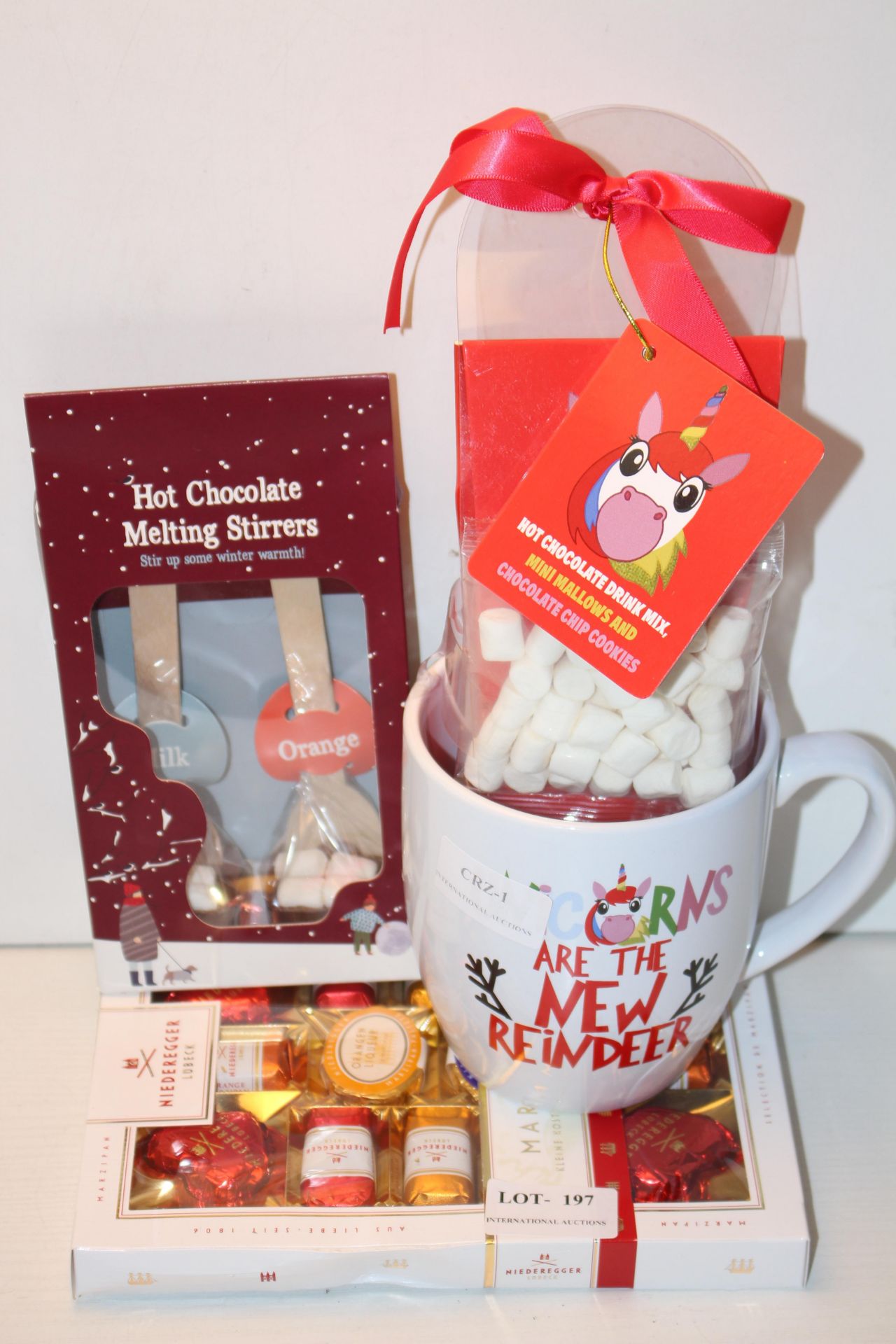 ASSORTED GIFT ITEMS TO INCLUDE 'UNICORNS ARE THE NEW REINDEER MUG'Condition ReportAppraisal