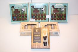 6X BOXED ASSORTED ITEMS TO INCLUDE CHOCOLATE FOOTBALL, COFFEE BREAK DUSTERS & GUINESS MINI PINTS