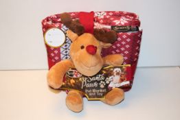 2X BAGGED SCRUFFS SANTA PAWS PET BLANKET AND TOY GIFT SETSCondition ReportAppraisal Available on