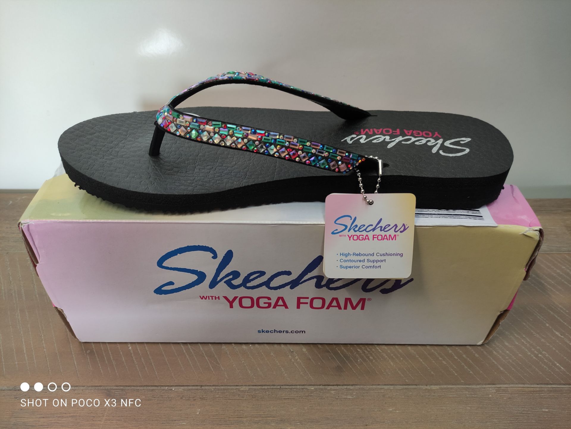 BOXED SKETCHERS JEWELLED FLIP FLOPS SIZE 7 RRP £25 (IMAGE DEPICTS STOCK)Condition ReportAppraisal