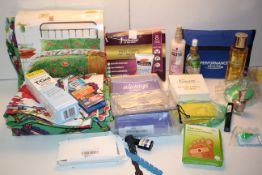 22X ASSORTED ITEMS (IMAGE DEPICTS STOCK)Condition ReportAppraisal Available on Request- All Items