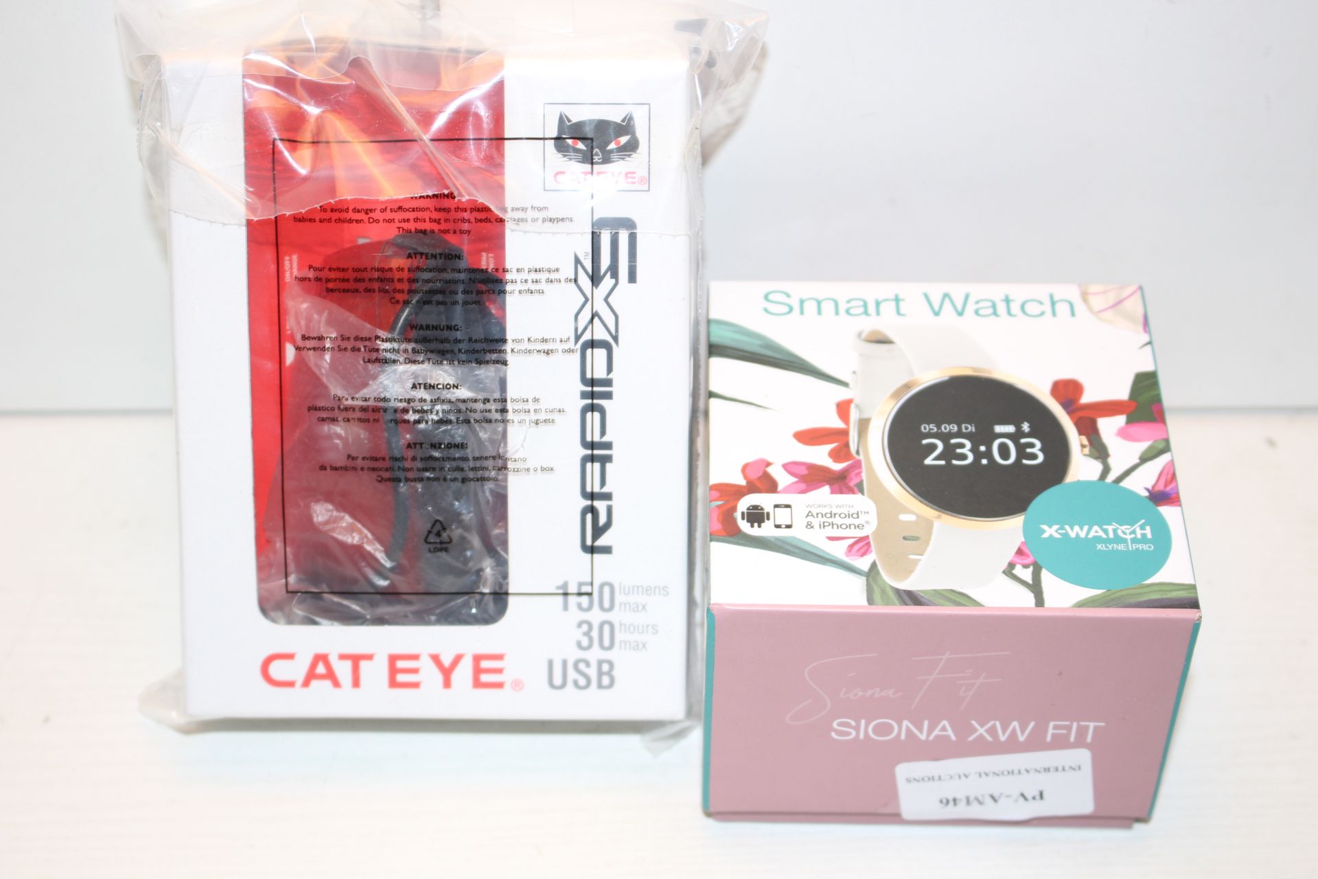 2X BOXED ITEMS TO INCLUDE CATS EYE BIKE & SMART WATCH Condition ReportAppraisal Available on