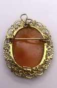 6.2g Gold Cameo Brooch / Pendant - Hallmark unclear to read Ref 427