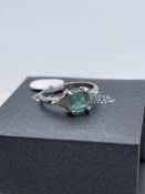 ***£752.00*** 9CT WHITE GOLD DIAMOND AND QUARTZ RING, DIAMOND WEIGHT- 0.06CT, GREEN QUARTZ- 1.