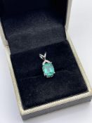 ***£980.00*** 9CT WHITE GOLD DIAMOND AND QUARTZ PENDENT, SI/G QUALITY, INCLUDES AGI INSURANCE