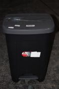UNBOXED SUNDIS PEDAL BIN RRP £29.99Condition ReportAppraisal Available on Request- All Items are