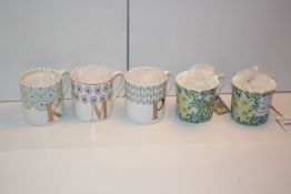 X5 DECORATIVE CUPSCondition ReportAppraisal Available on Request- All Items are Unchecked/Untested