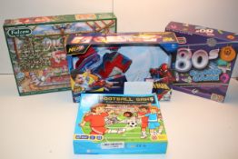 4X ASSORTED BOXED ITEMS TO INCLUDE SPIDER-MAN, FOOTBALL GAME, FALCON PUZZLE & 80'S GAME (IMAGE