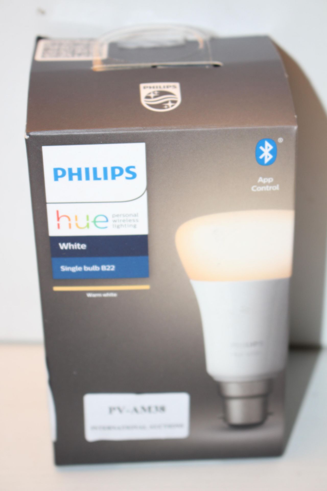 BOXED PHILIPS HUE PERSONAL WIRELESS LIGHTING SINGLE BULB B22Condition ReportAppraisal Available on