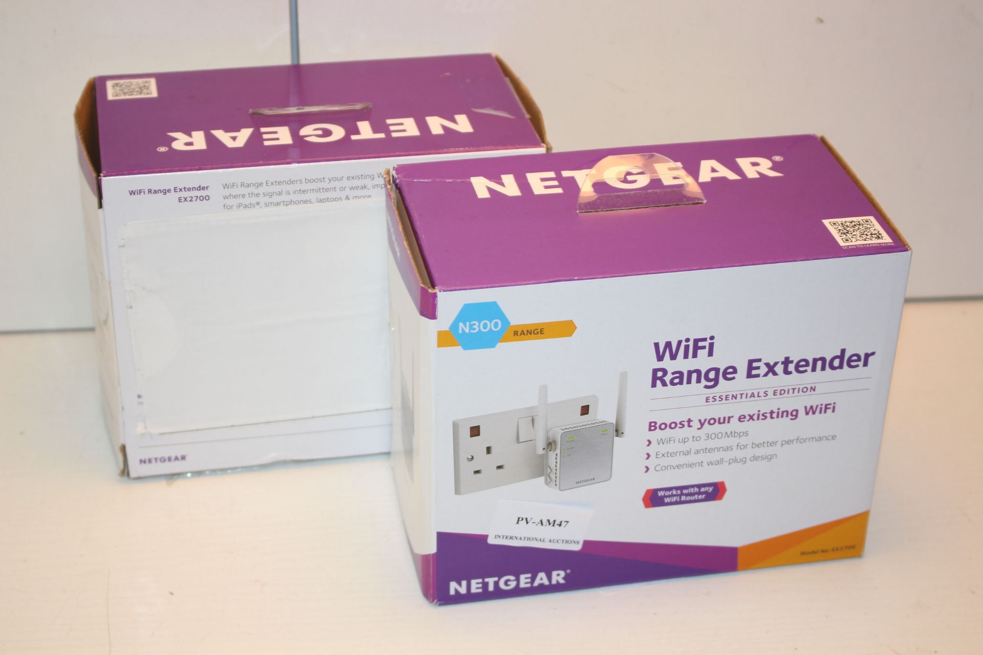 2X BOXED NETGEAR WIFI RANGE EXTENDERS ESSENTIALS EDITION COMBINED RRP £80.00Condition