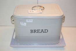 X2 ITEMS INCLUDING TRAYS AND BREAD BINCondition ReportAppraisal Available on Request- All Items